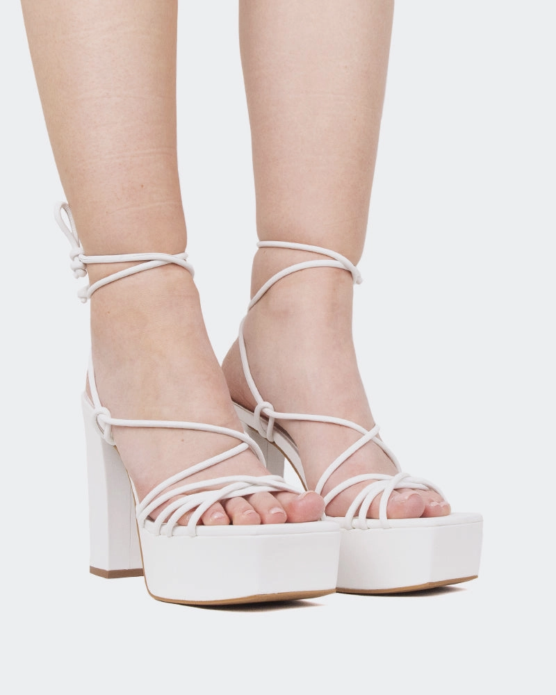 Antigua, White Leather/Cuir Blanc