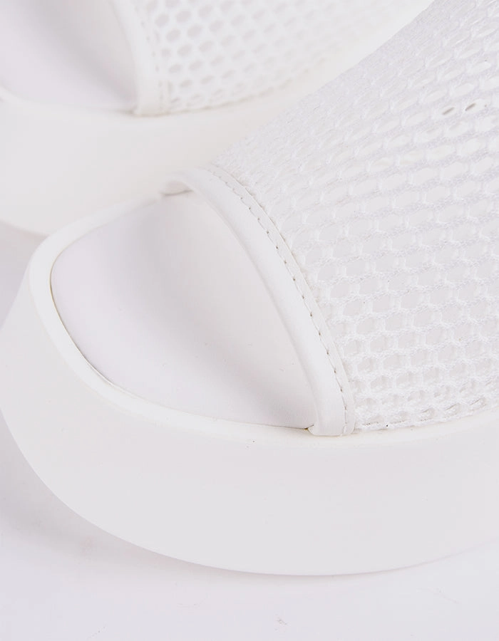 Believe White Crochet