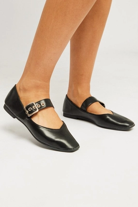 Black Ballet Flats