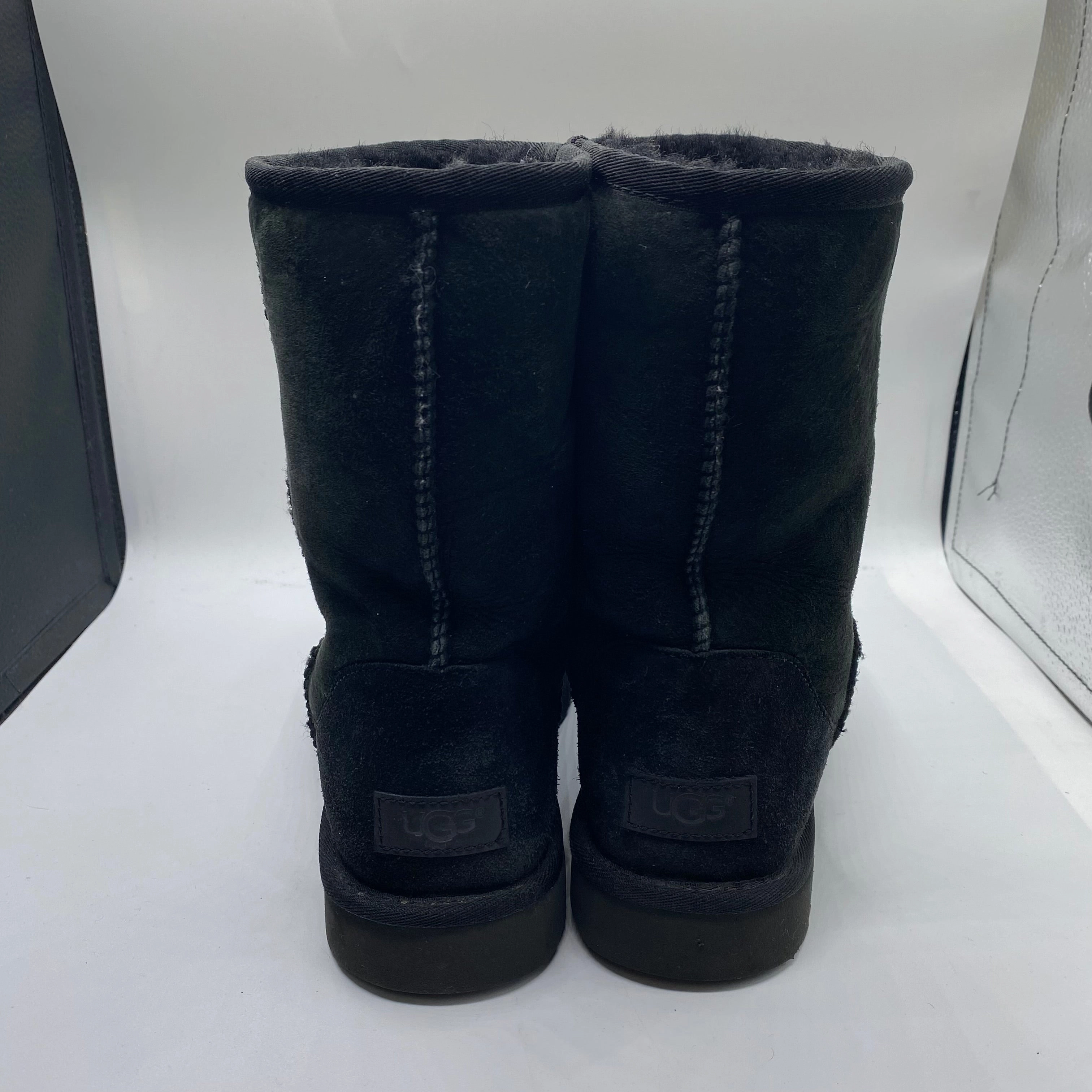 Boots Mid-calf Flats By Ugg In Black, Size: 9