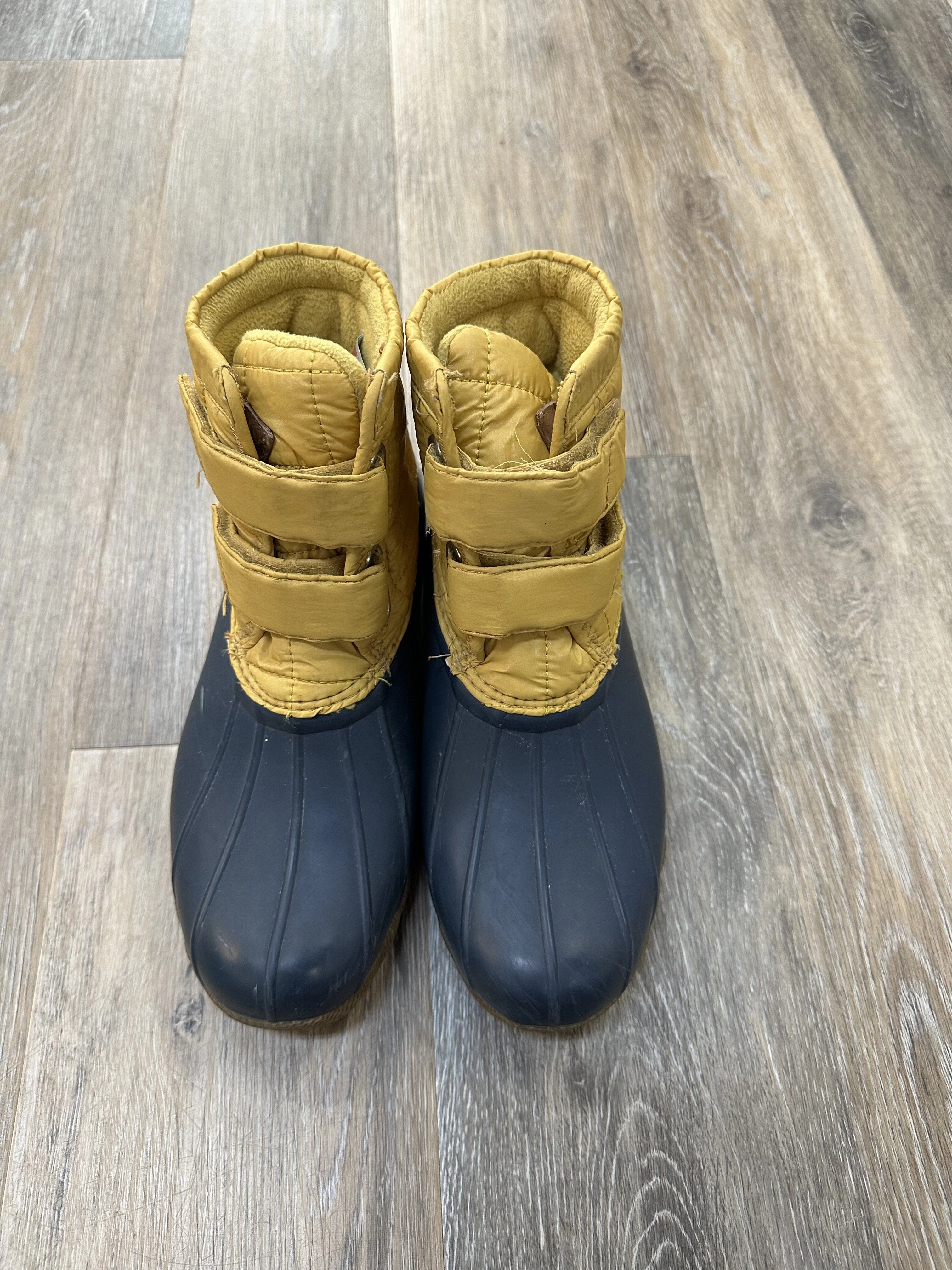 Boots Snow By Sperry  Size: 7