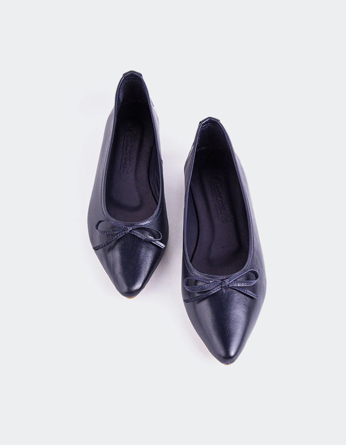 Briar Navy Leather