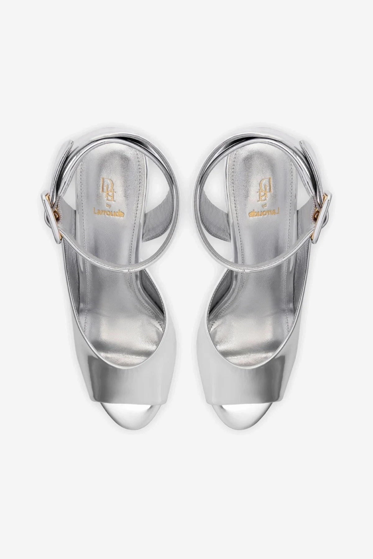 Deena By Larroudé Wedge Sandal In Silver Specchio