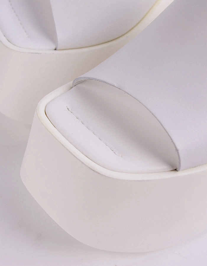 Fidèle White Leather