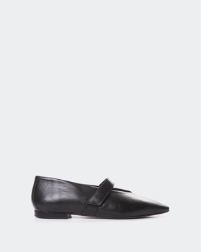 Flordeliz Black Leather