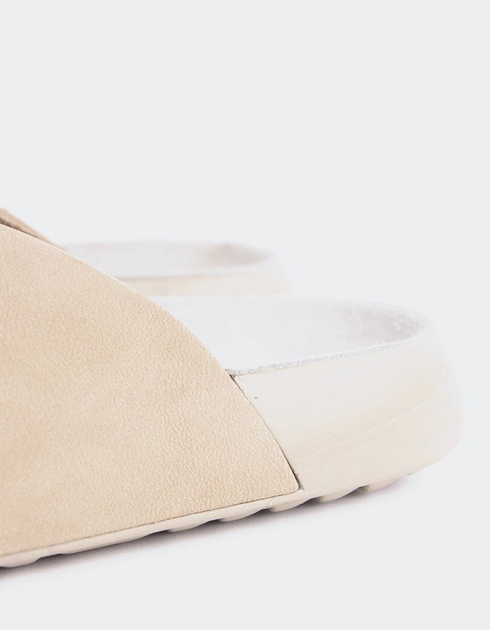 Meteora Taupe Nubuck