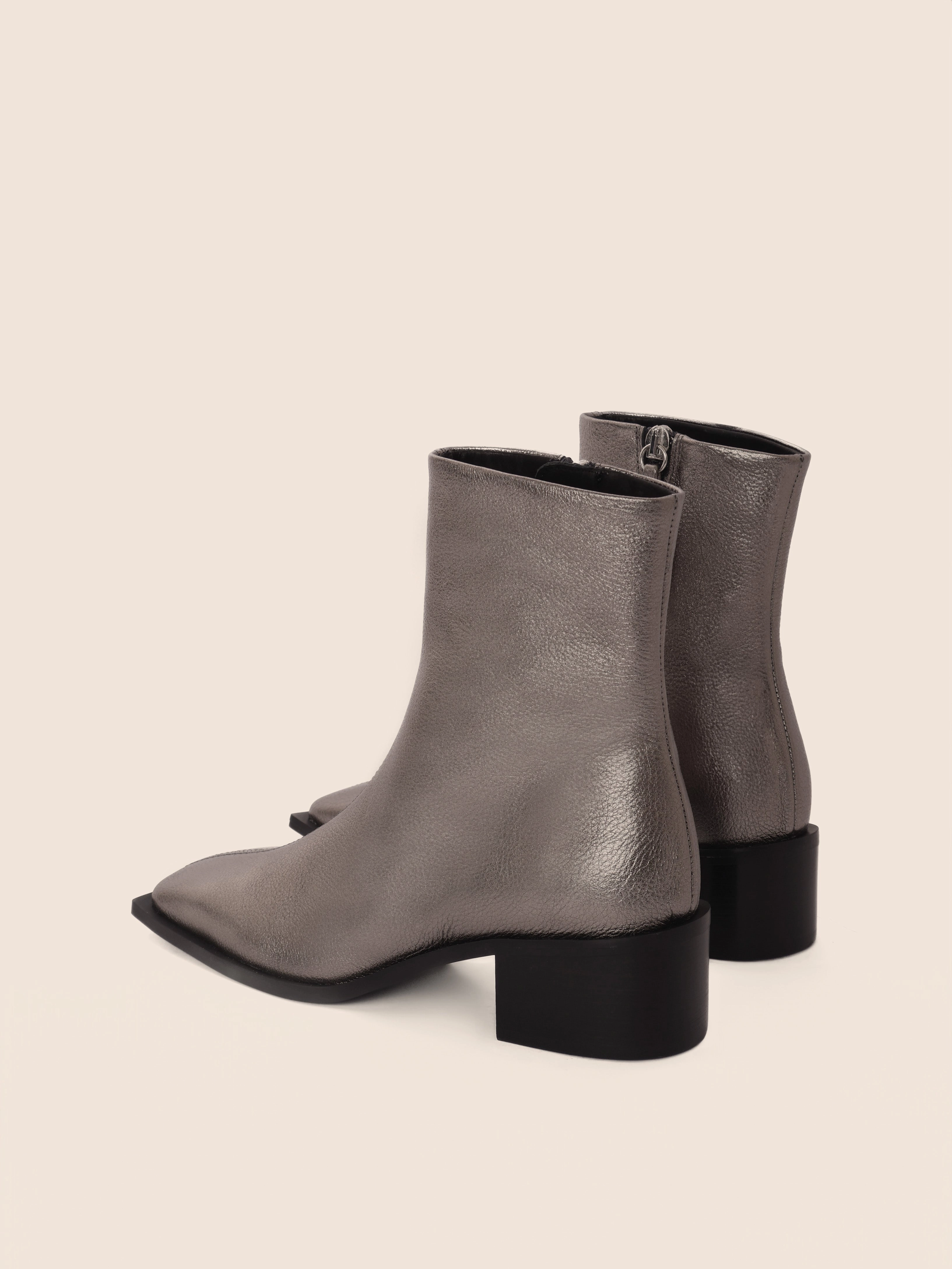 Palma Silver Boot