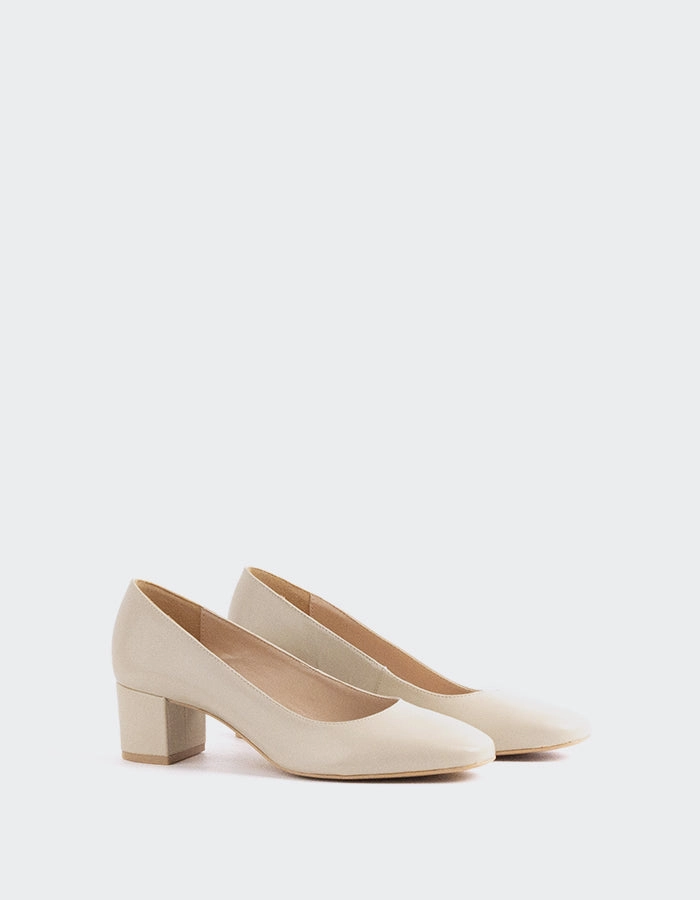 Raynan Beige Leather