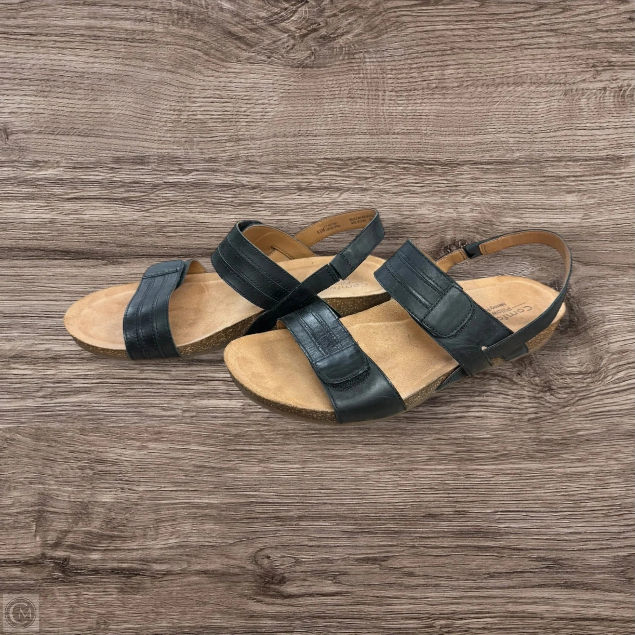 Sandals Heels Wedge By Comfortiva In Black, Size: 9.5