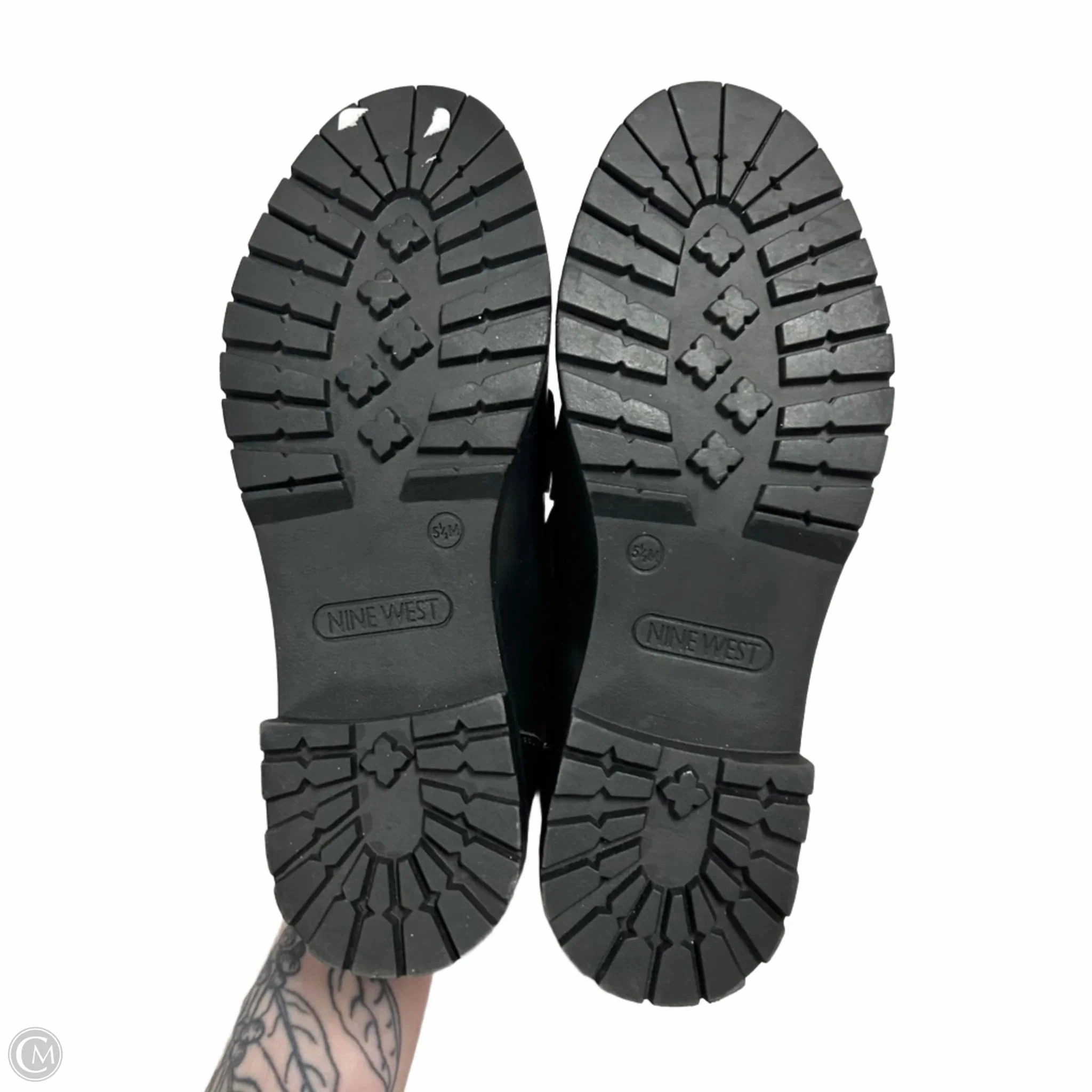 Shoes Flats By Nine West In Black & Silver, Size: 5.5