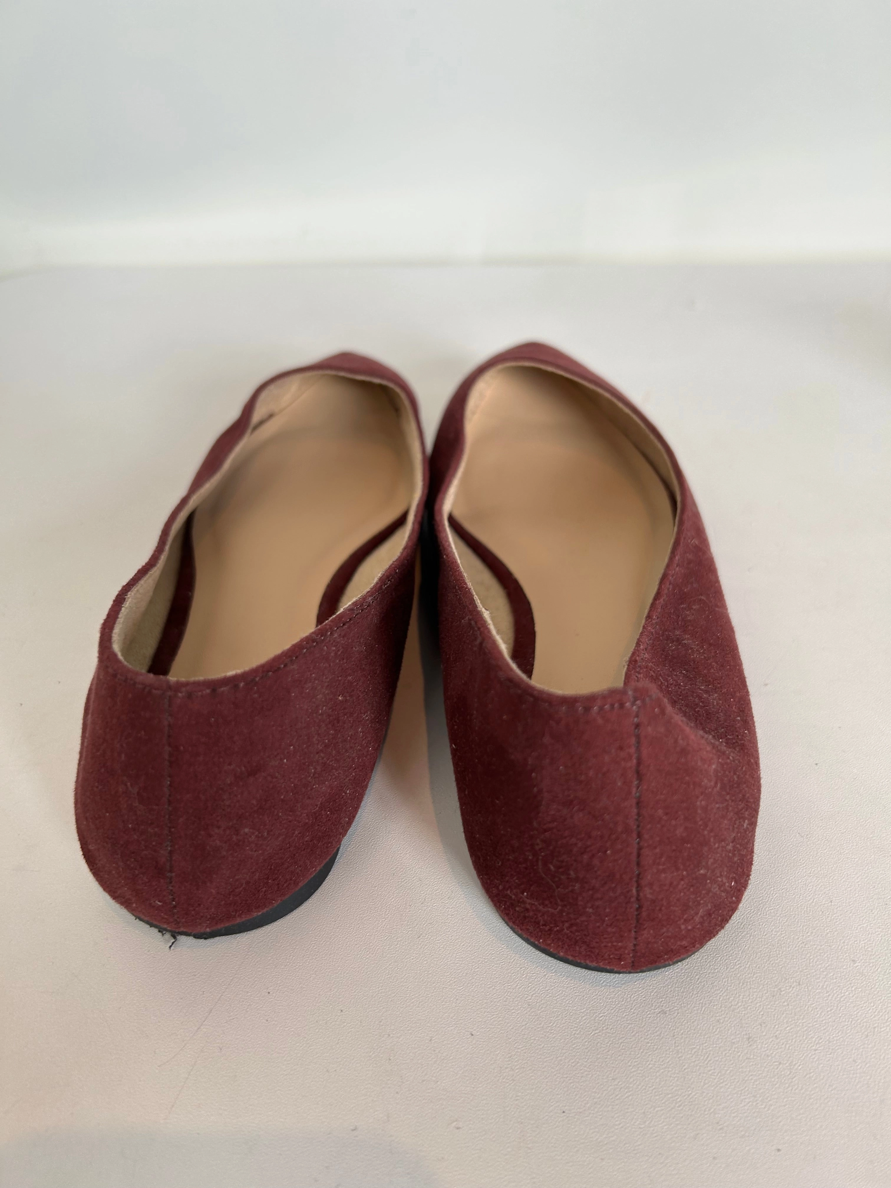 Shoes Flats By Old Navy In Maroon, Size: 8