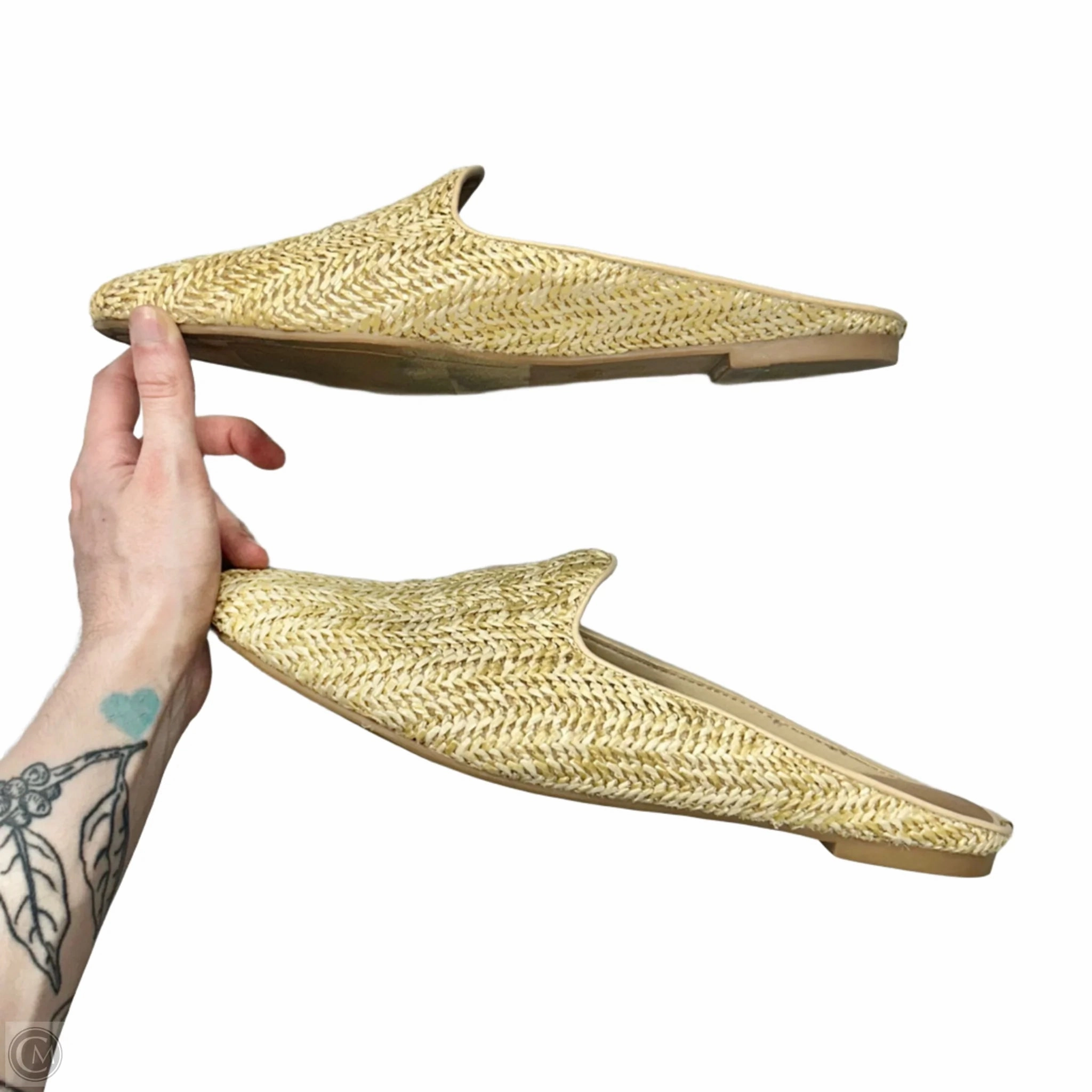 Shoes Flats By Universal Thread In Tan, Size: 11