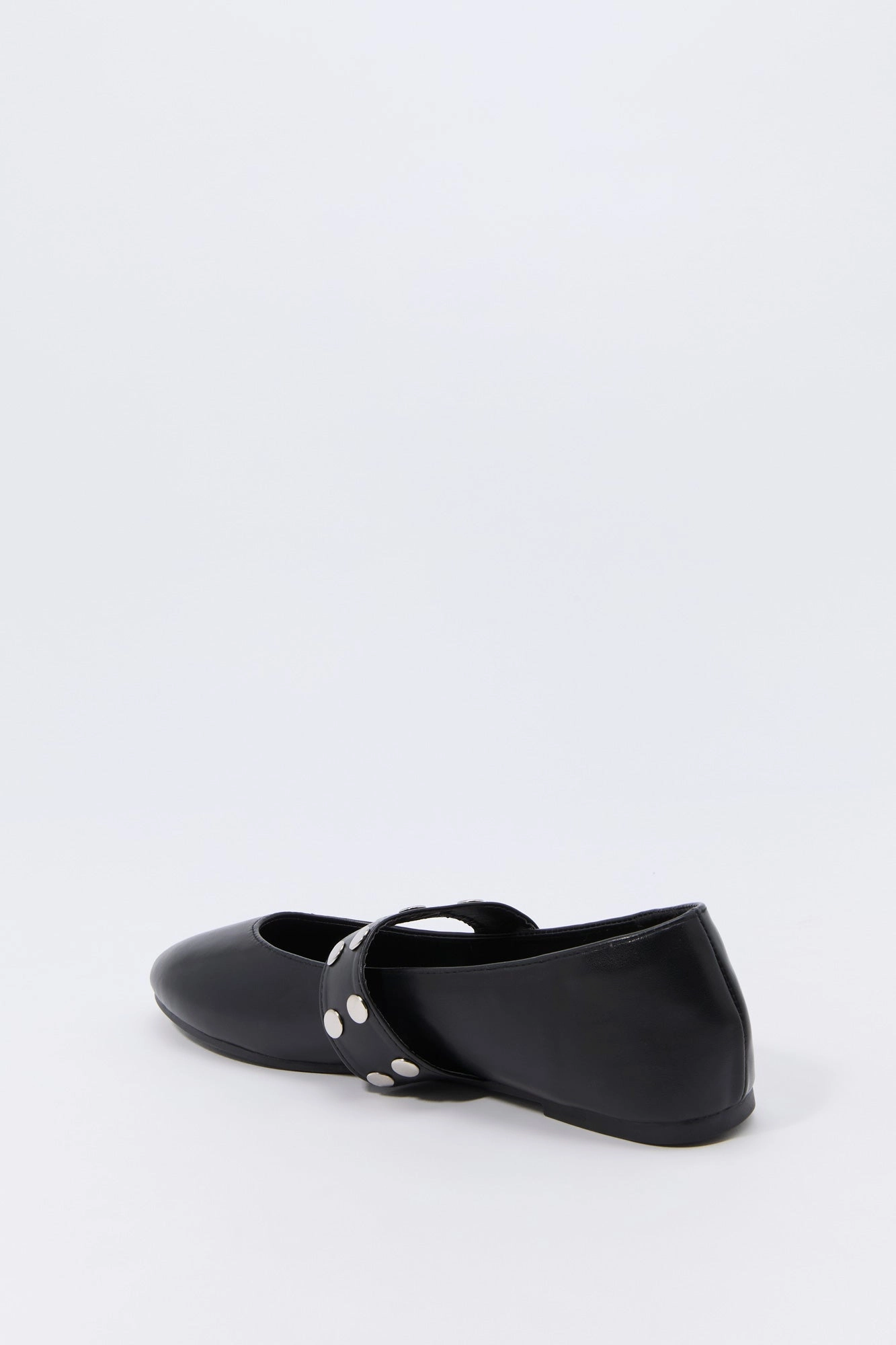 Souliers de ballet en similicuir clouté