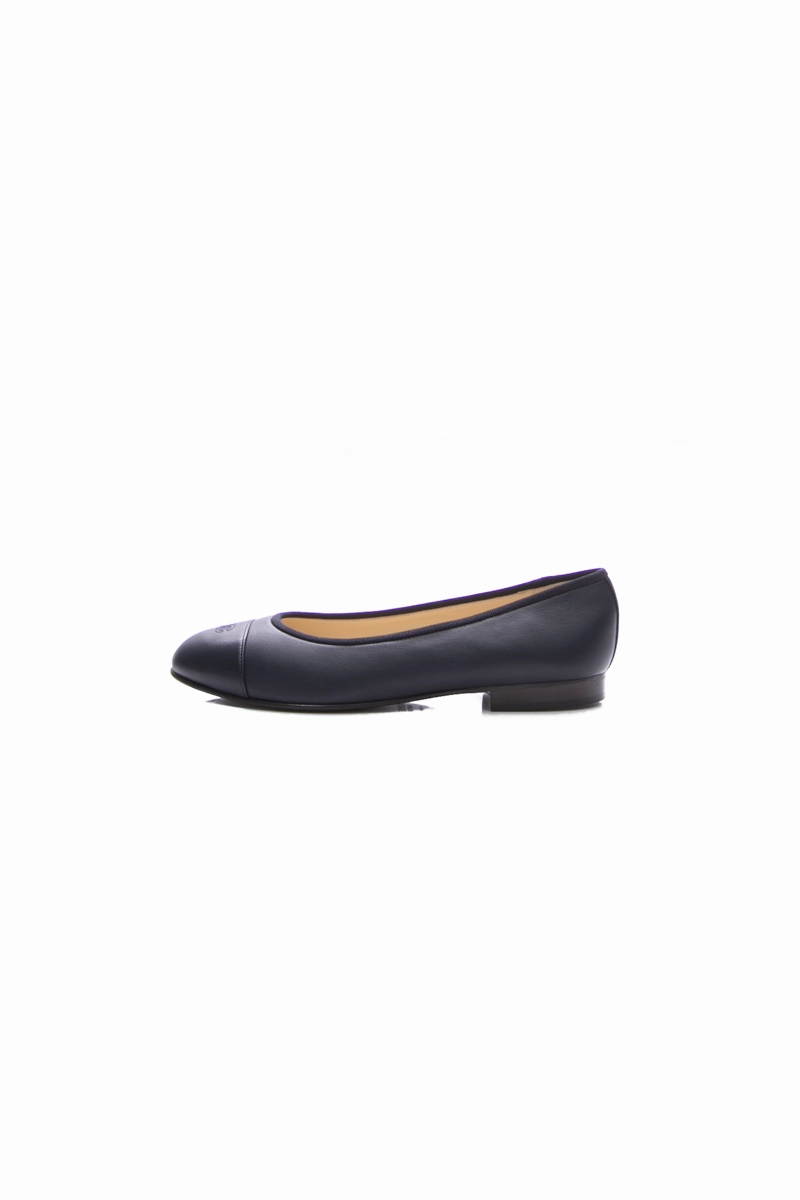 Uniform Ballet Flats - Size 37