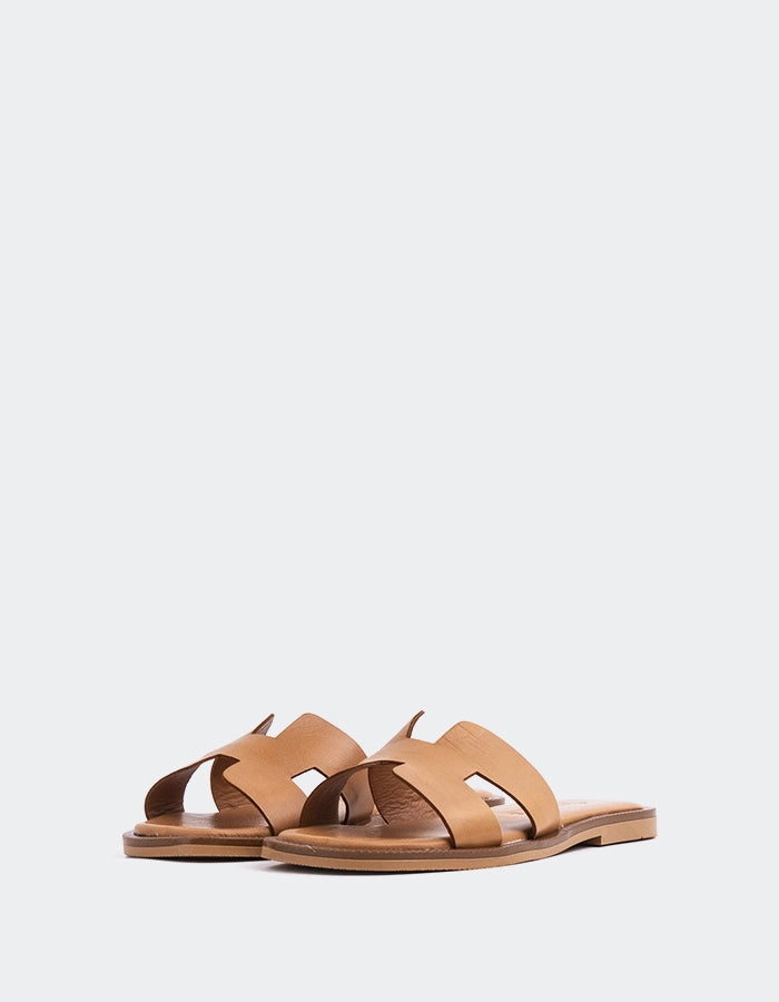 Valmy Tan Leather