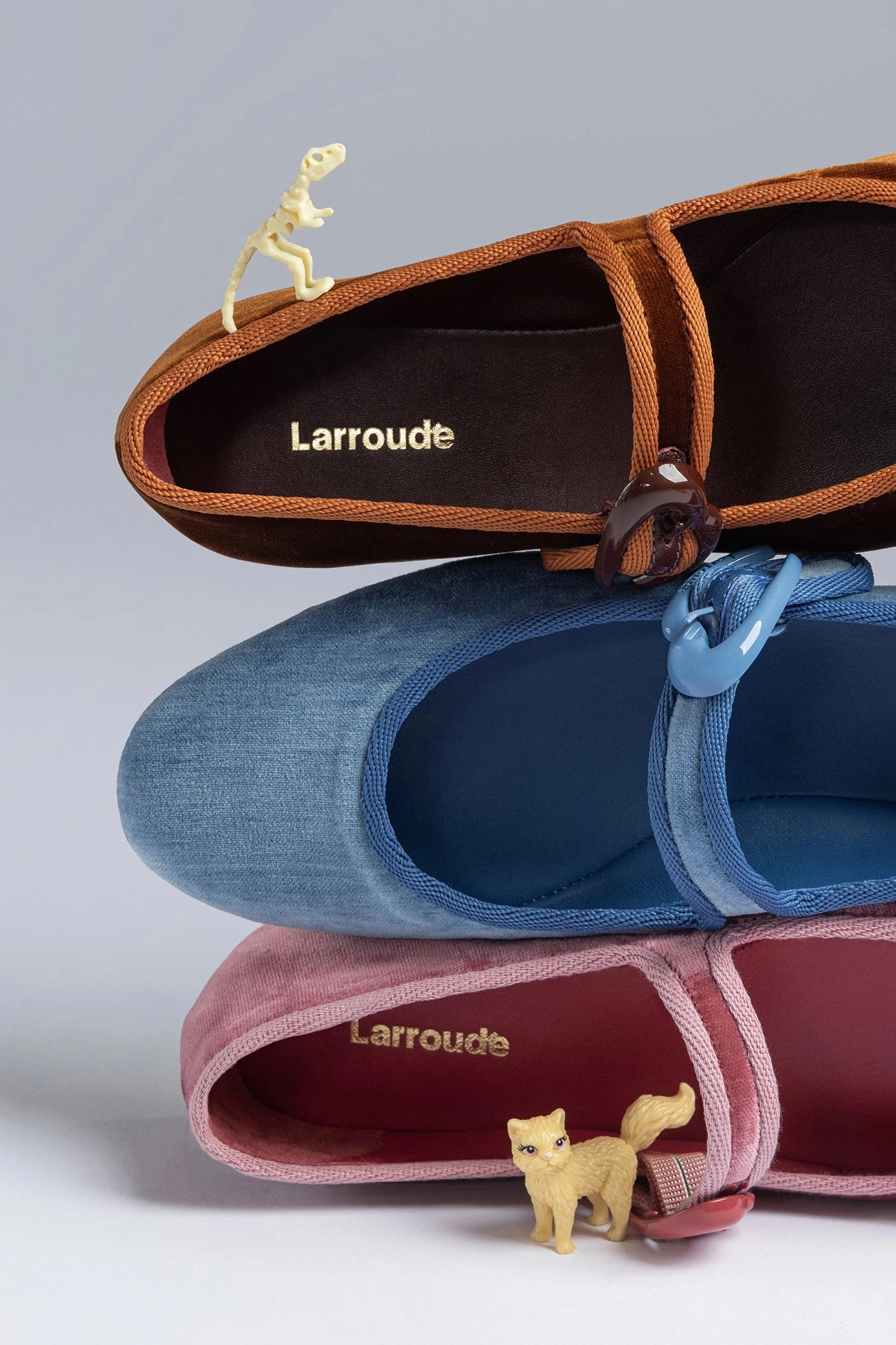 Verona Ballet Flat In Lampone Velvet